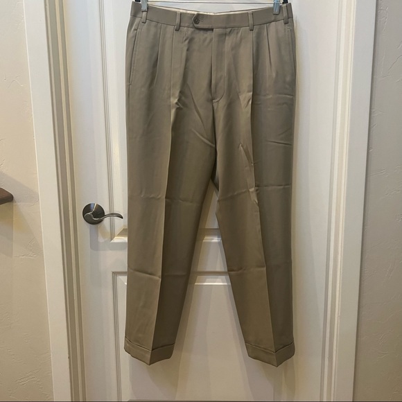Brooks Brothers Two-pleat Chino Pants, Men's, Size W34 cotton Beige type Vintage Second Hand